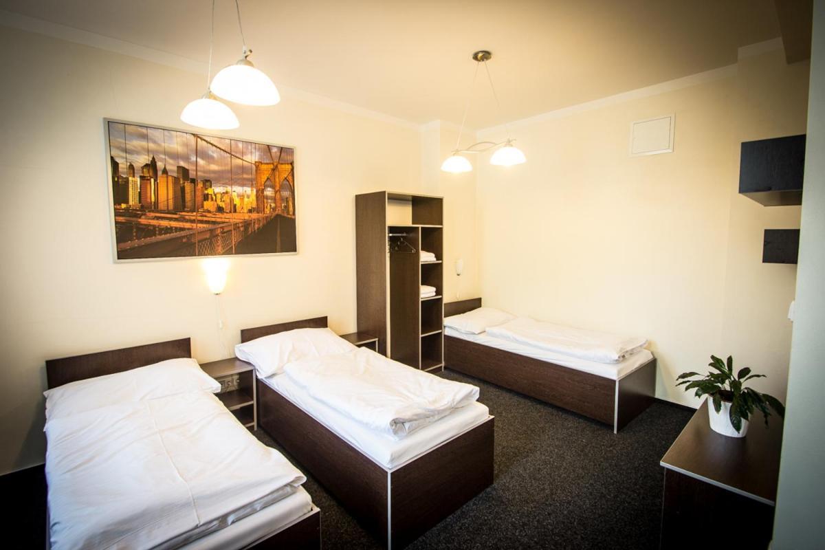 Sázava Hotel Sazavsky Ostrov מראה חיצוני תמונה